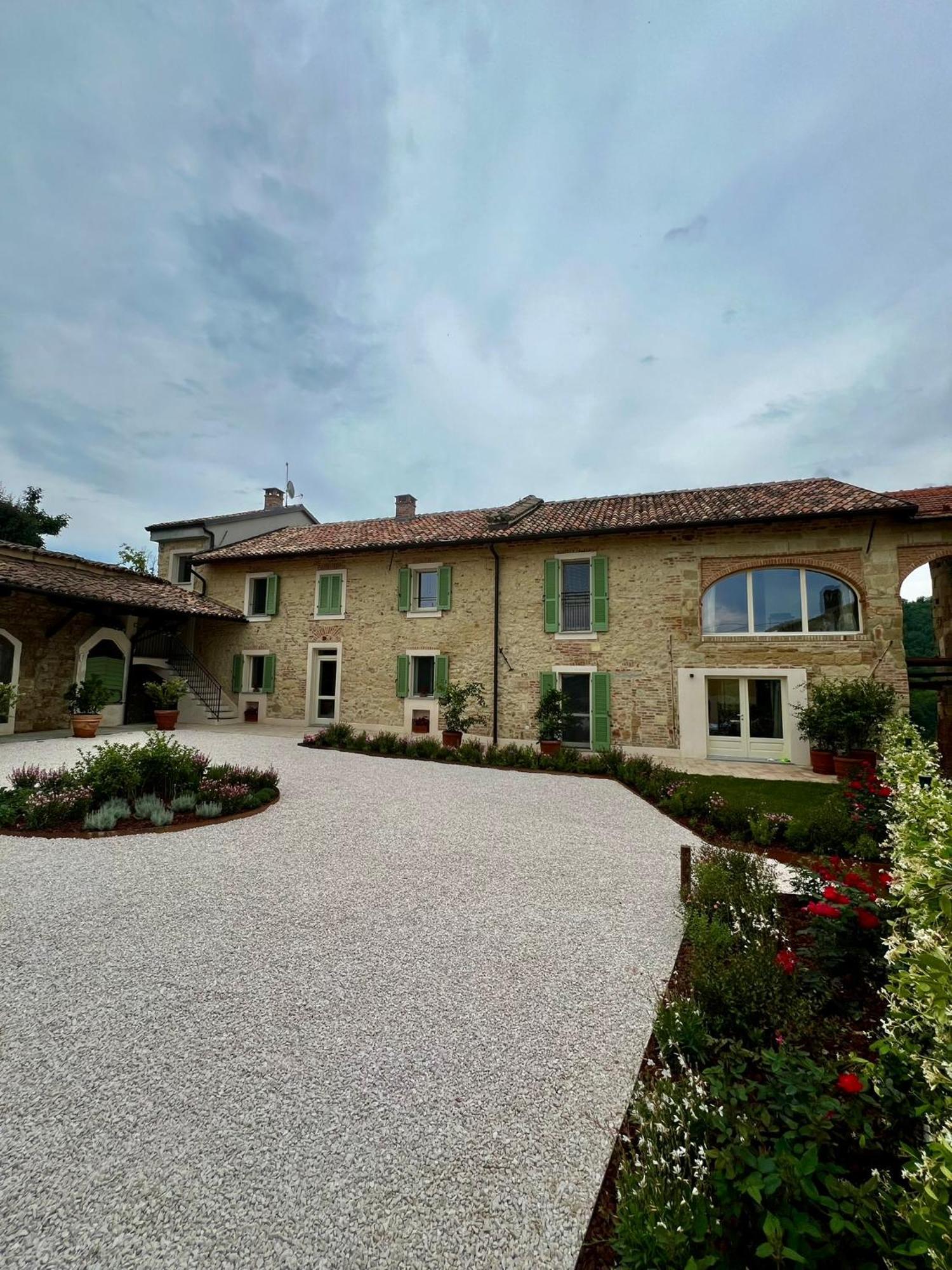 Hotel Relais Dal Cavaliere à Castellino  Extérieur photo